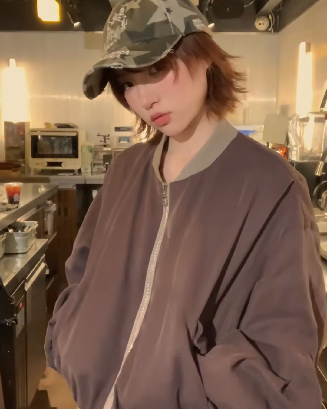 バイカラーショート丈ジップジャケット B0048
